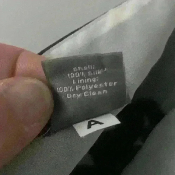 NWOT Ann Taylor navy and blue, wide strap tank with front ruching; size 14 - Picture 6 of 6